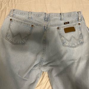 36x32 Wrangler Jeans
